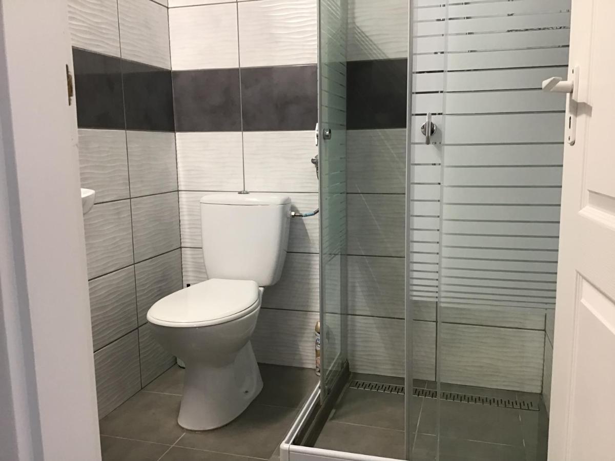 Dravecz Apartman Балатонлелле Екстер'єр фото